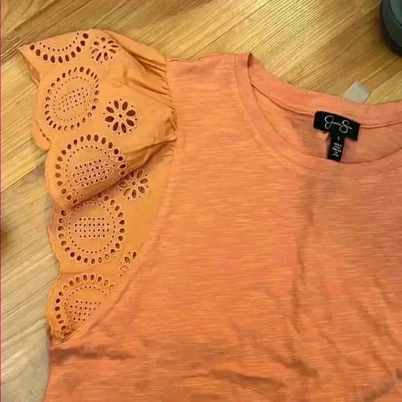 Eyelet Short Sleeved Top Jessica Simpson Size S - Picture 2 of 4